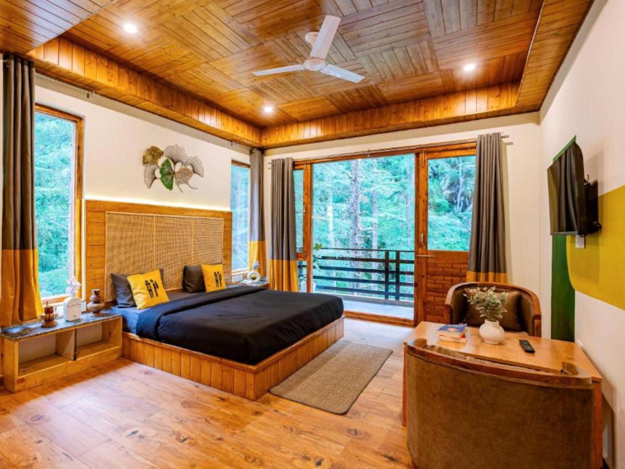 The Hosteller Kasol Room photo